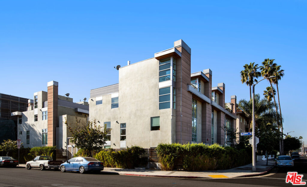 21-109717_6cf0228b-7782-46b4-a846-fbbb05a4a059-1024x623