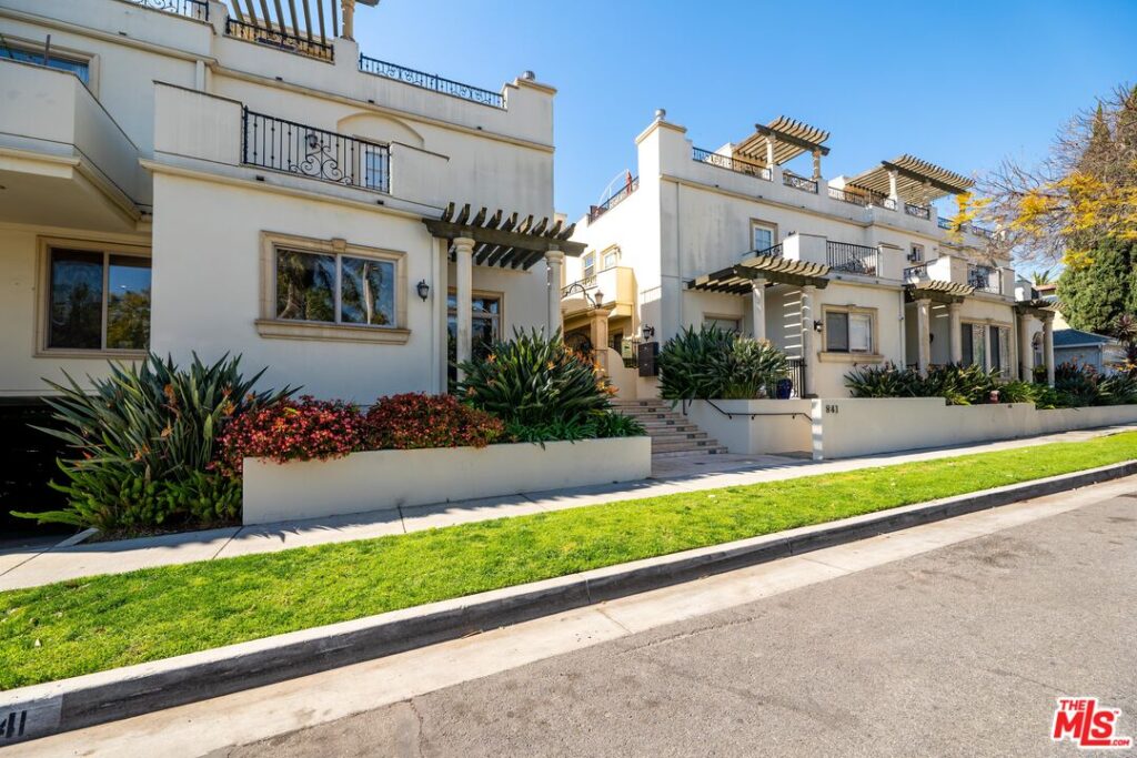 22-154850_bd054937-812b-4e64-bb42-e0e9b8d592b8-1024x683