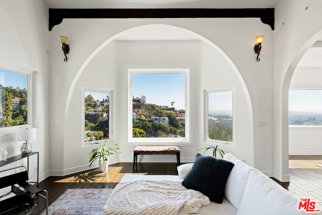 25503433_e0608ead-bdb1-4b09-8a2d-571d39c23205